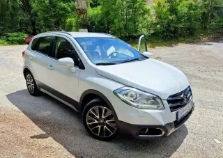 Suzuki S-Cross – 2016, 194 500 km