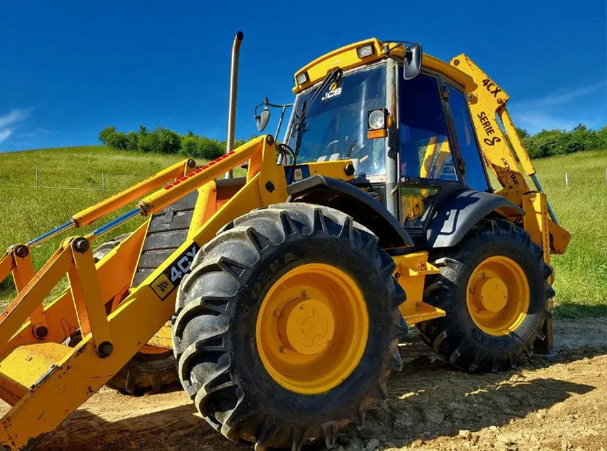 JCB 4CX s TP SPZ