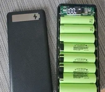 Powerbanka s kapacitou 20800 mAh