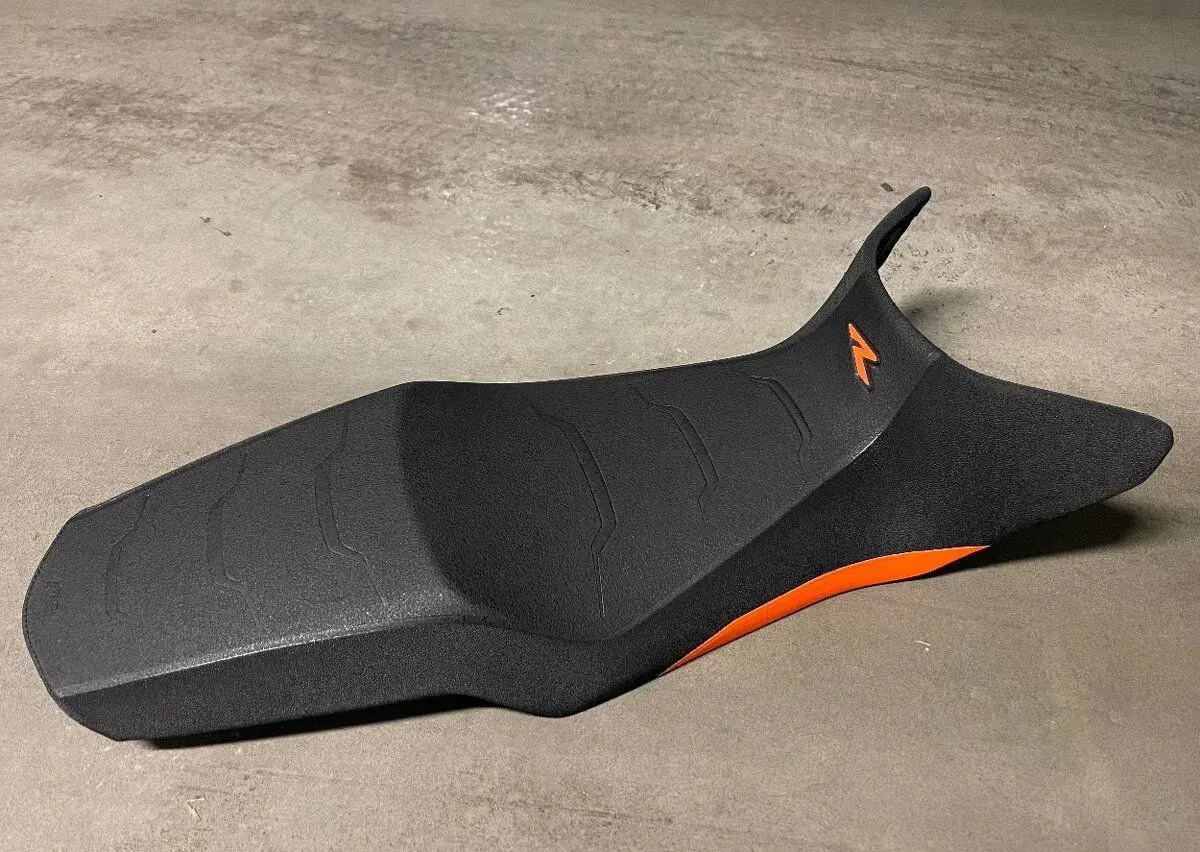 original ktm superadventure 1390 R sedadlo
