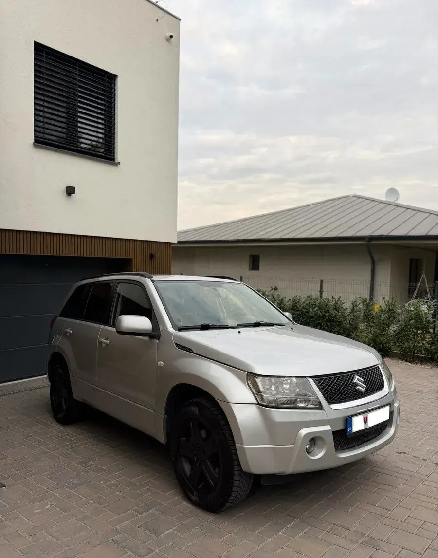 Suzuki GRAND – 2006, 141 744 km