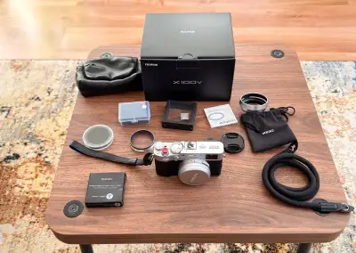 Fujifilm X100V silver + doplnky