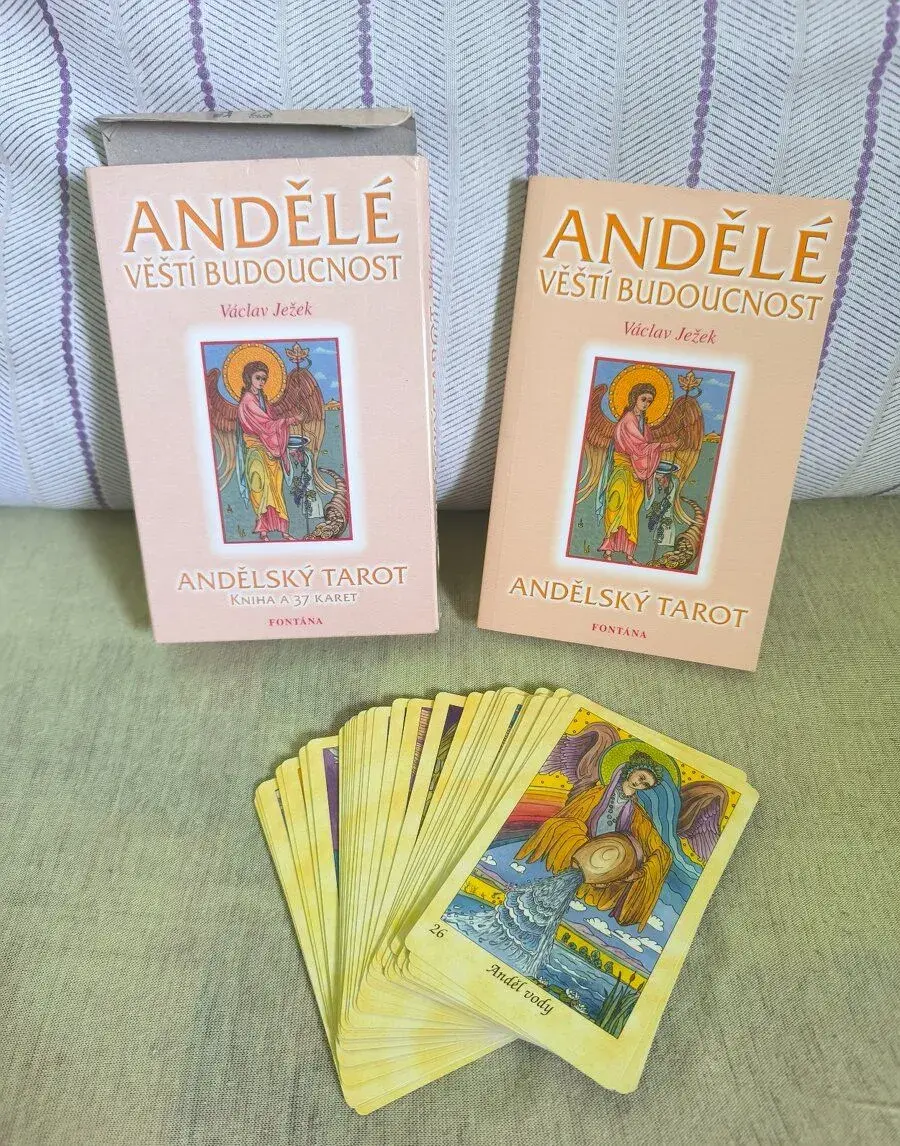 Andele veští budoucnost - andelsky tarot