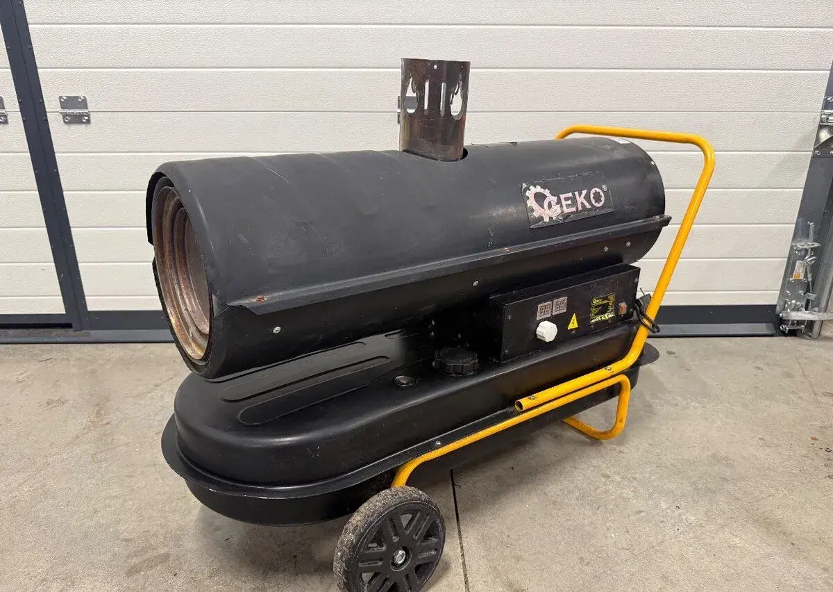 Olejový ohrievač vzduchu, ohrievač s komínom spalín 40kW