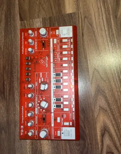 Behringer TD-3