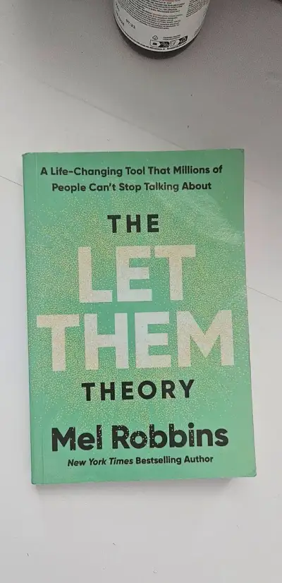 Knihu v angličtine Mel Robbins - Let them