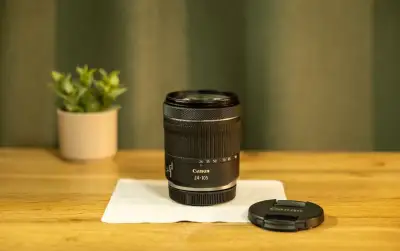 Canon RF 24-105mm f/4-7.1 IS STM (ako nový)