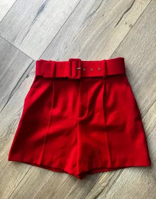 Šortky Zara
