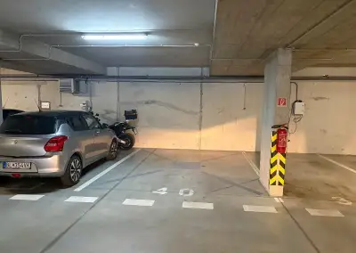 Parkovacie miesto v Raci