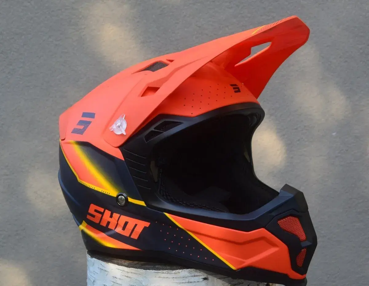 CE(06) MIPS Carbon/Kevlar prilba helma oranžová.