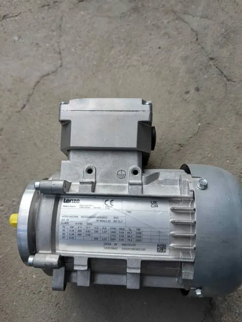 Elektromotor Lenze 0,18 kW / 0,55 kW (nový)