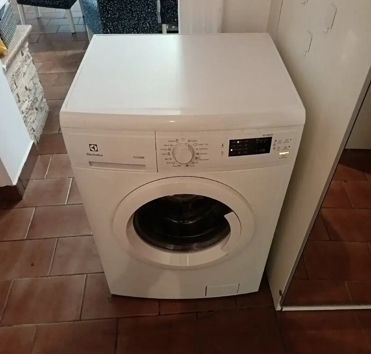 Práčka Electrolux s dovozom v BA a zárukou do 11.11.26