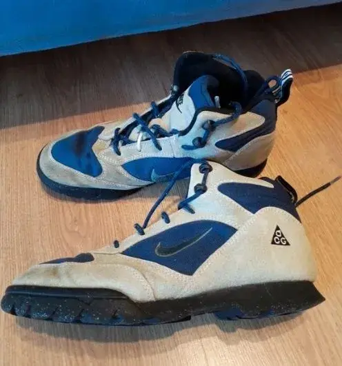 Turistická obuv Nike Acg Torre Mid 44