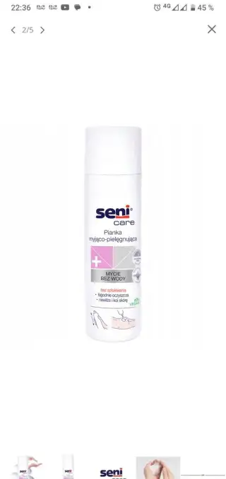 Seni care čistiaca pena pre seniorov