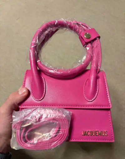 Jacquemus Leather Le Chiquito Noeud satc pink