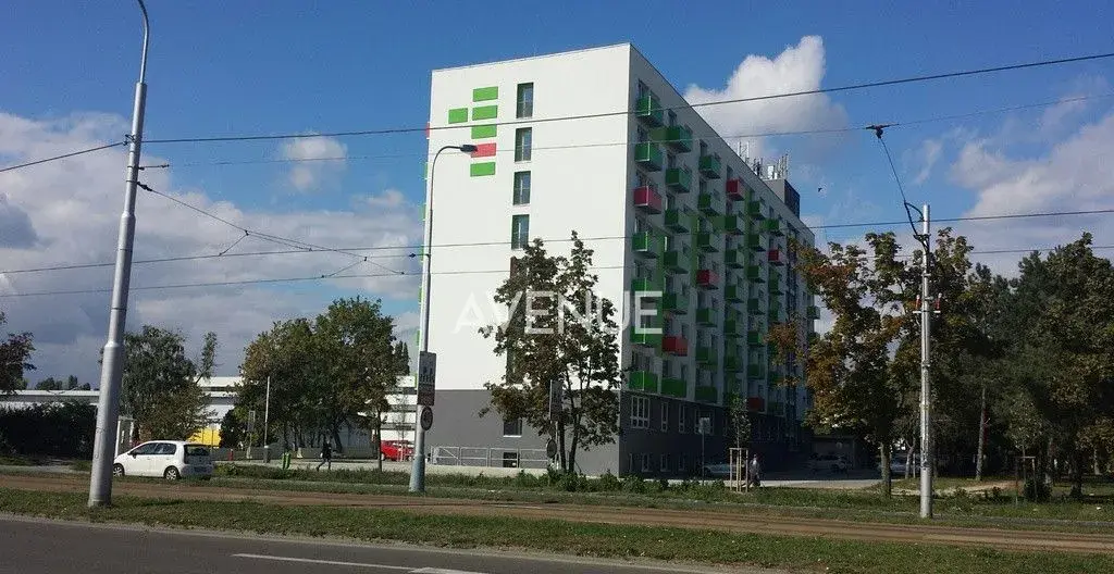 AVENUE | Investičný nebytový priestor v Ružinove s možnosťou