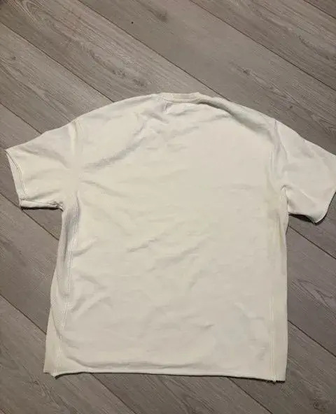 Tricko BERSHKA panske - VELKOST L