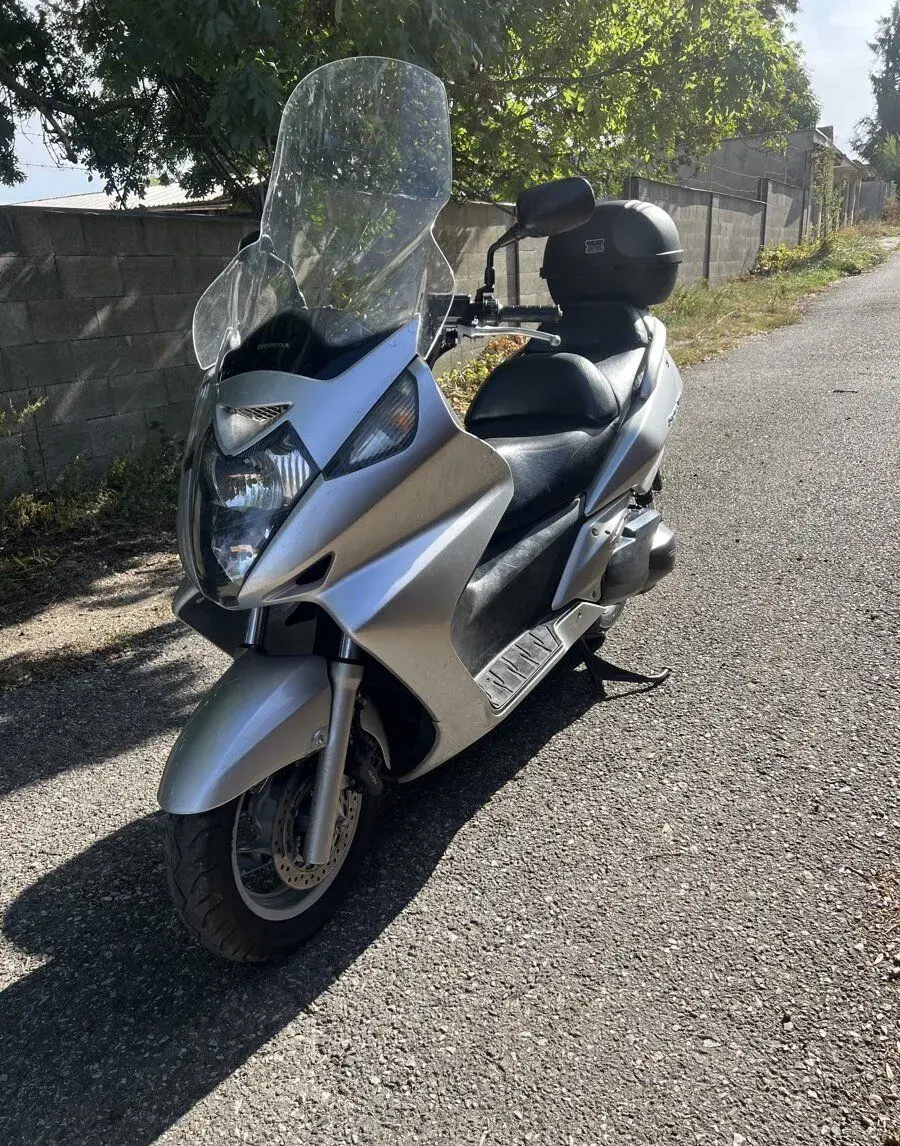Honda Silver Wing 600