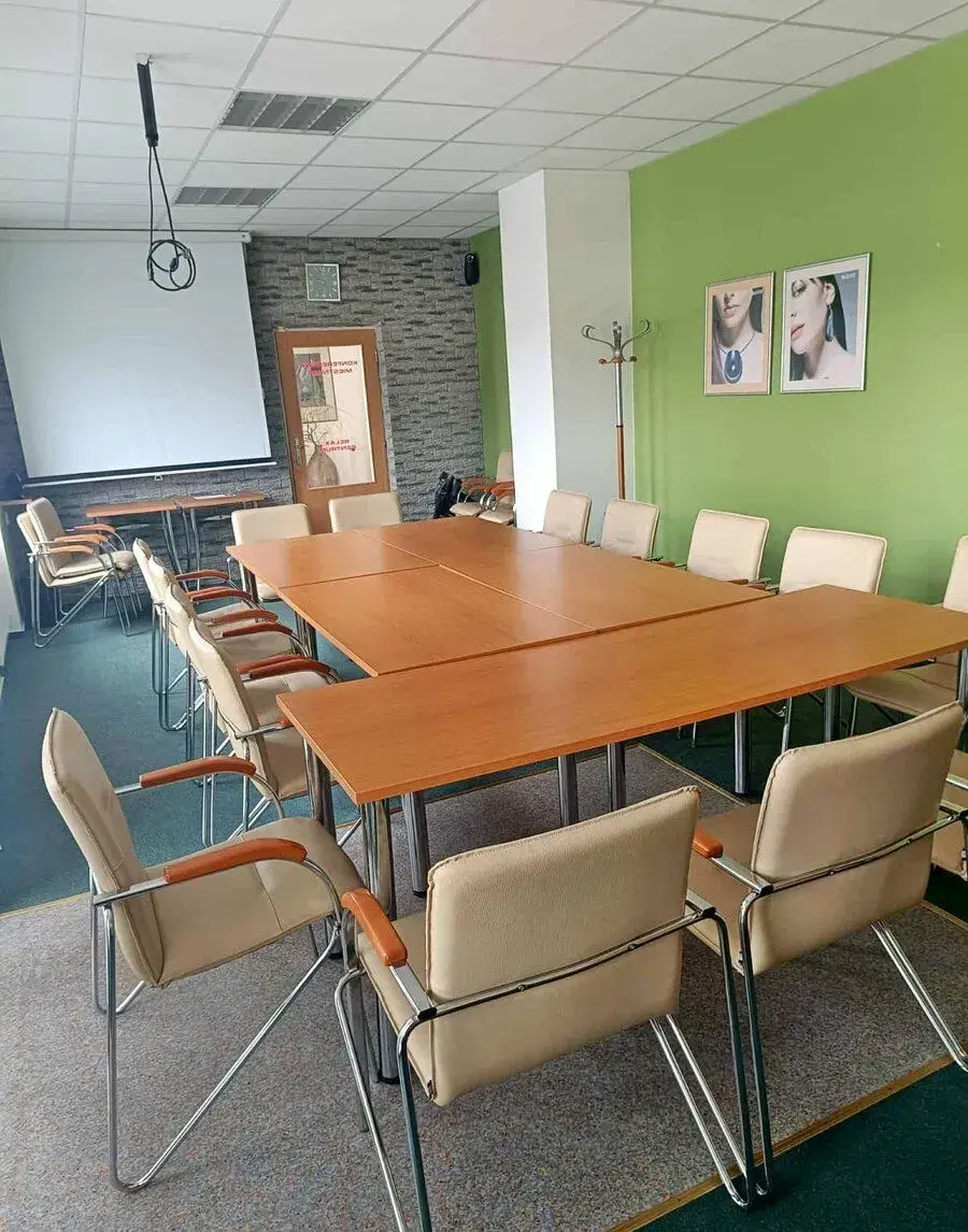 Na prenájom kancelársko-skladový objekt Banská Bystrica