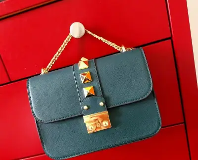 Crossbody kabelka