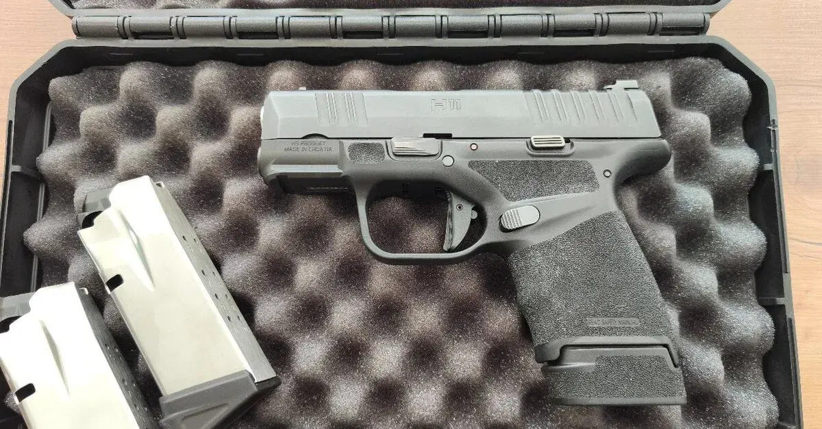 HS H11 Hellcat 9mm Luger