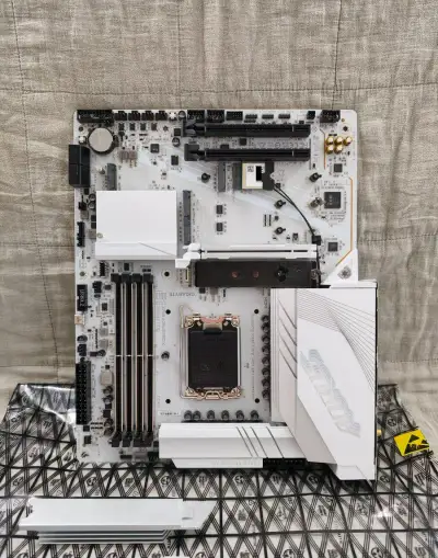 Gigabyte Z790 AORUS PRO X v1.0 White LGA 1700