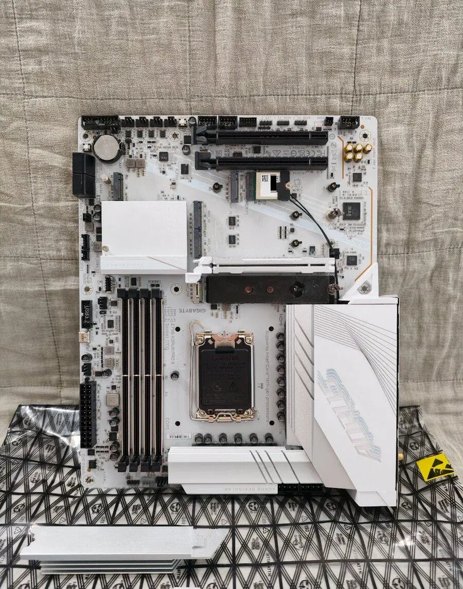 Gigabyte Z790 AORUS PRO X v1.0 White LGA 1700