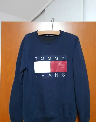 TOMMY HILFIGER nova damska mikinka S/M