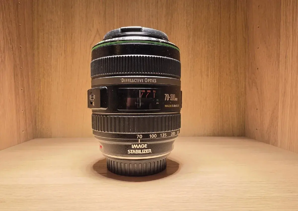 Canon EF 70-300mm f/4.5-5.6 DO IS USM