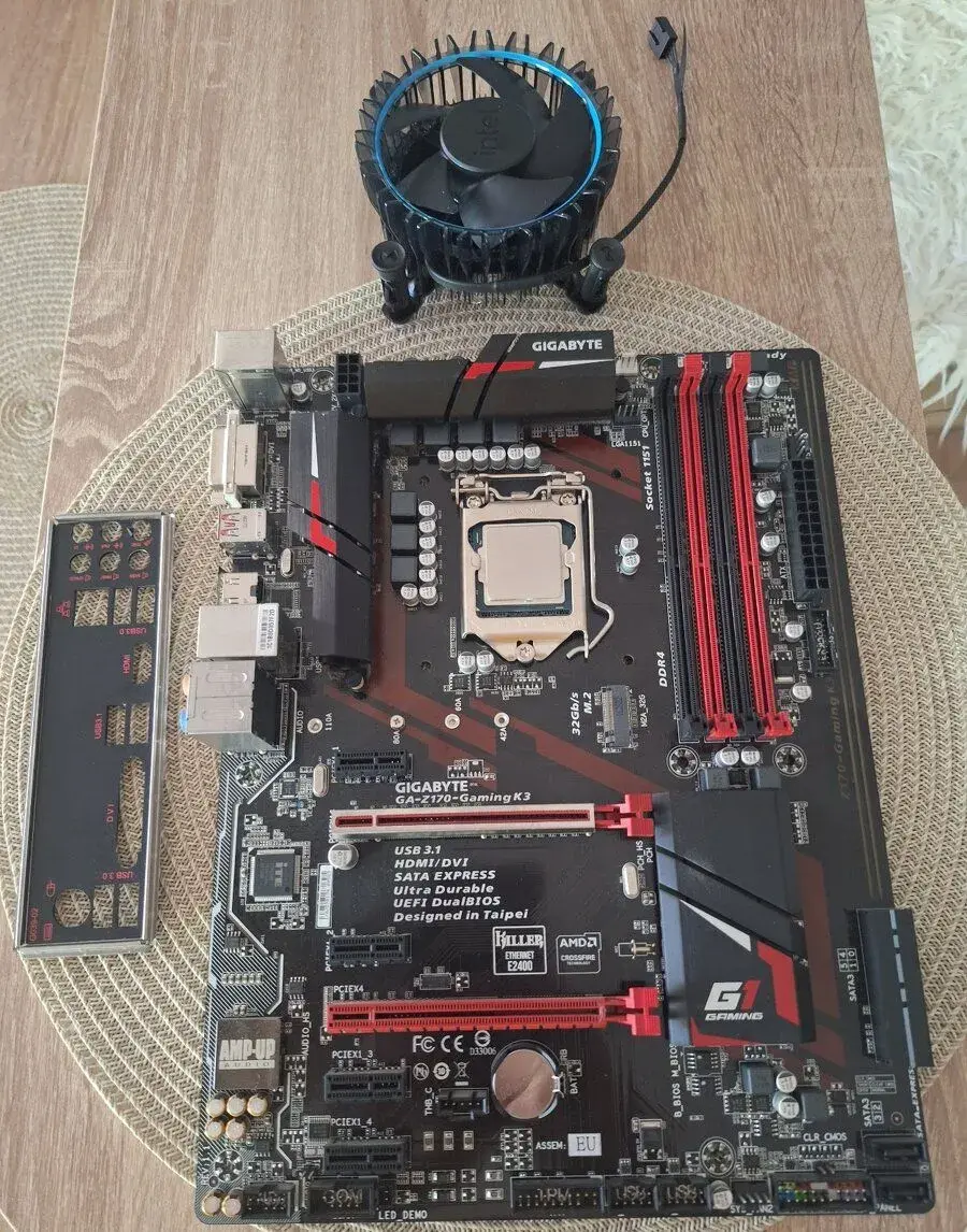 Gigabyte Z170-Gaming K3 s procesorom I7 a chladičom