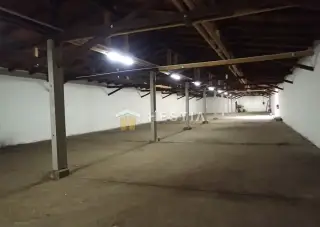 Hala na prenájom 600 m2 – priemyselná zóna