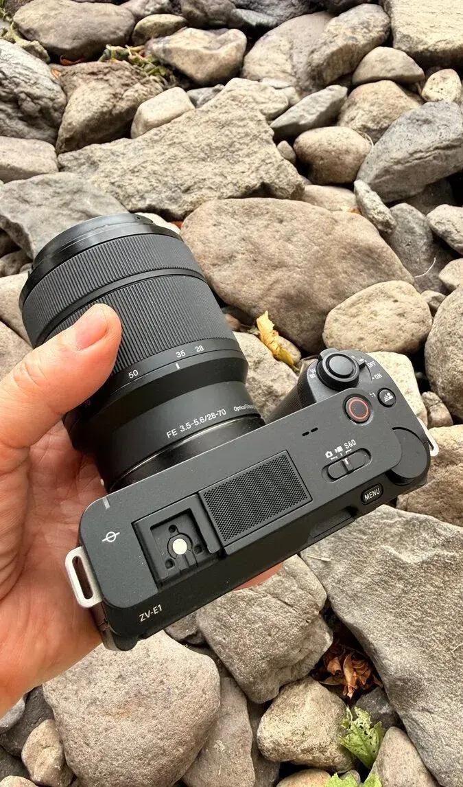 Sony ZV-E1 + FE 28-70mm f/3.5-5.6 OSS