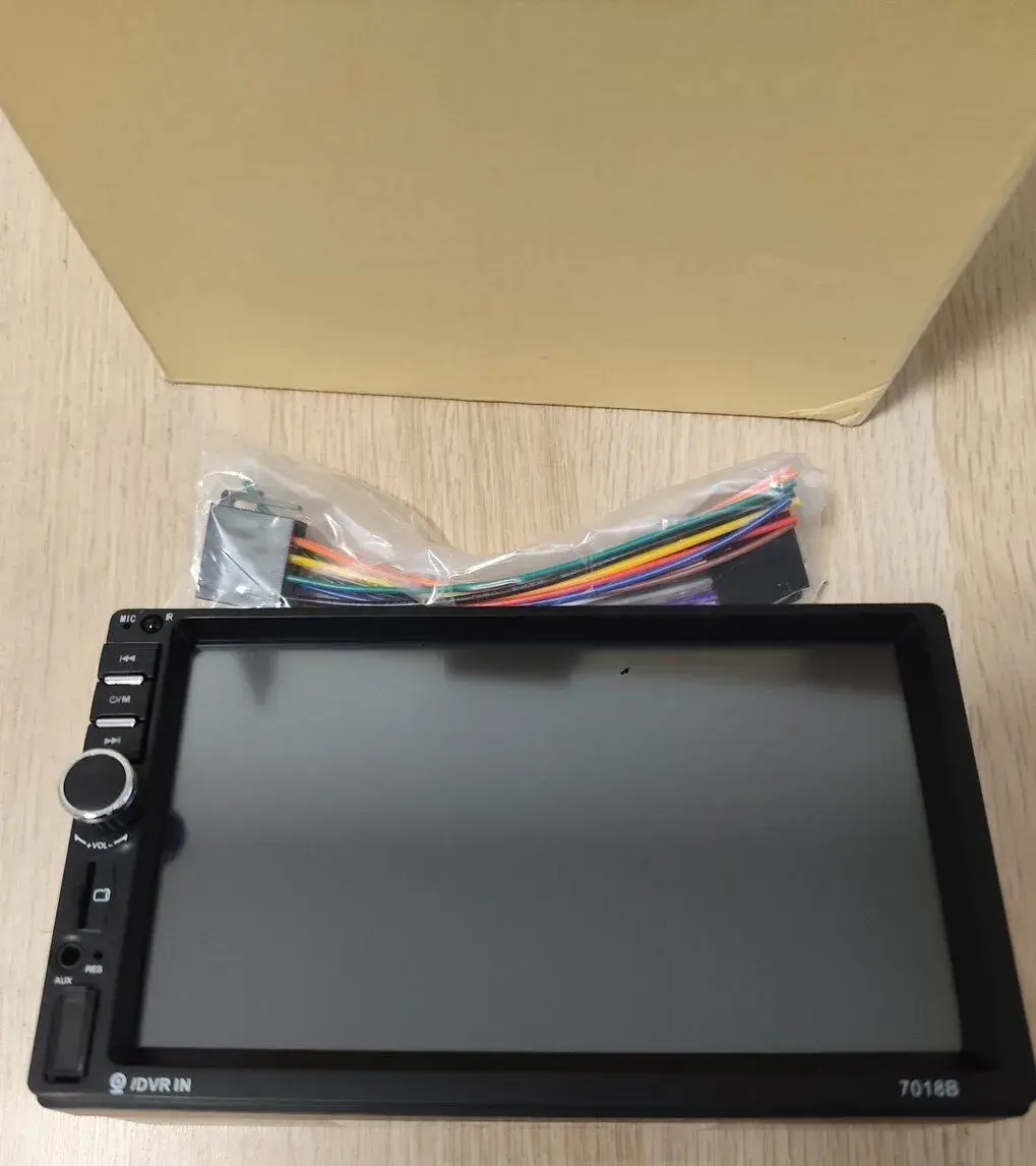 NOVÉ 2DIN AUTORÁDIO 7" s USB a BLUETOOTH