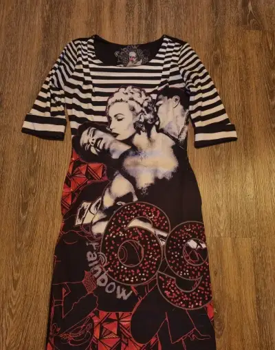 DESIGUAL ŠATY XS