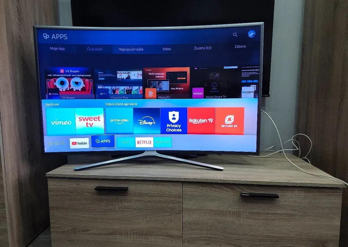 Samsung UE49K6372