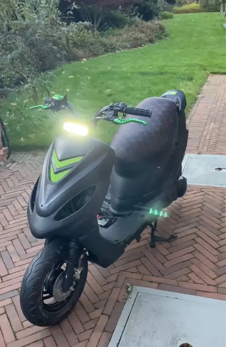 Skúter 50 4t