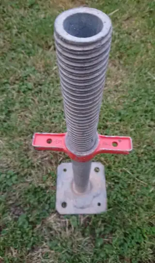 Nožičky na lešenie PERI UP – výška 60 cm