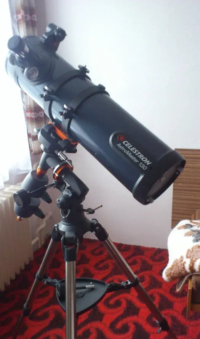 Hvezdársky ďalekohľad