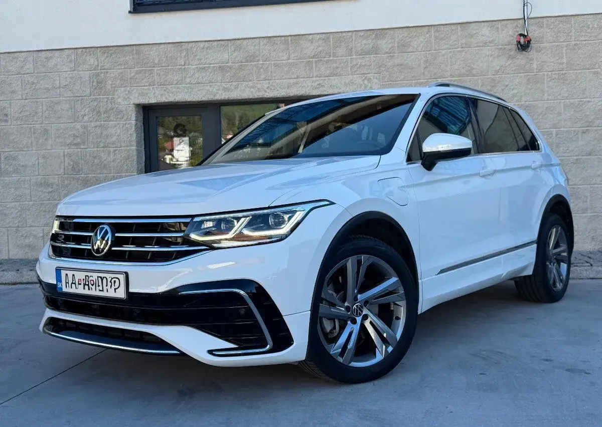 Volkswagen Tiguan – 2021, 92 000 km