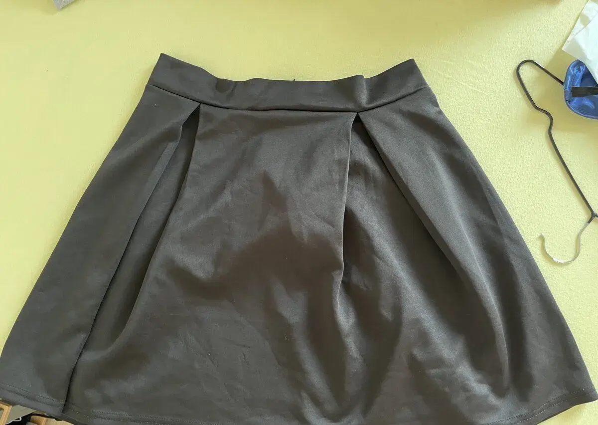 Čierna sukňa