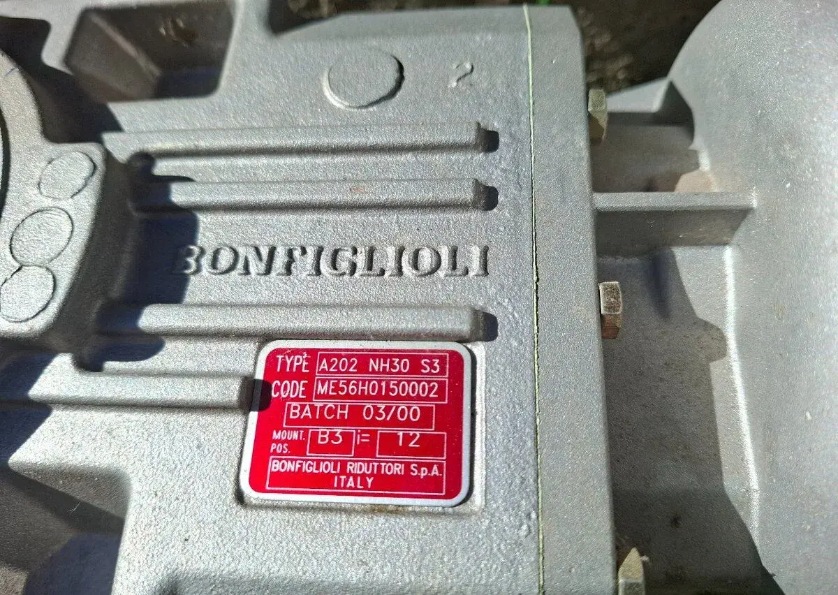 Elektromotor s prevodovkou Bonfiglioli