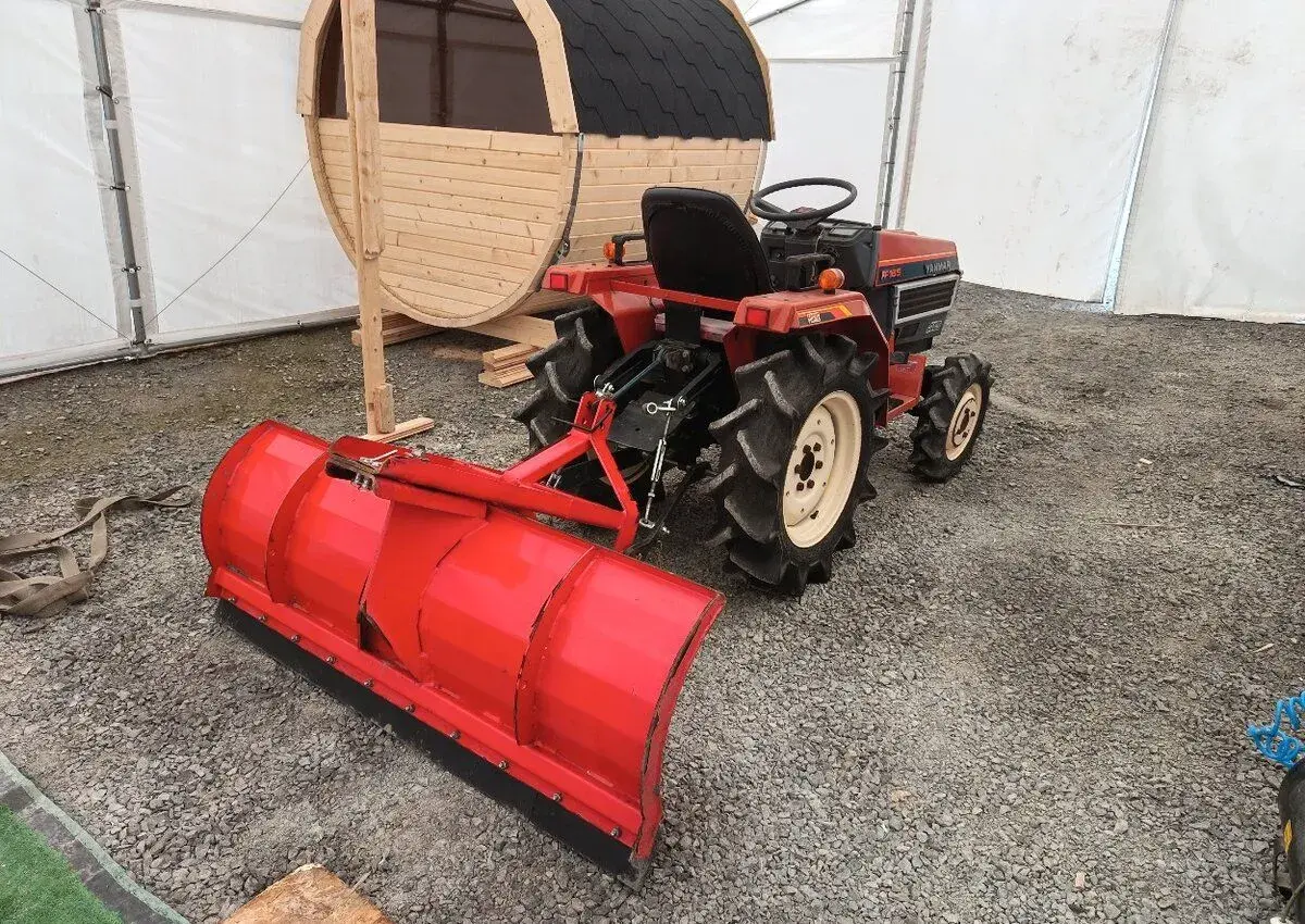 Yanmar FF165 4x4 + pluch na sneh