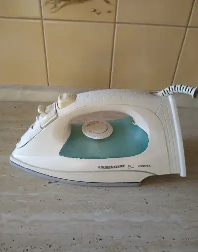 Naparovacia žehlička Tefal Supergliss