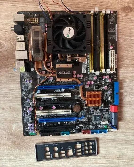 Asus M3A32-MVP Deluxe