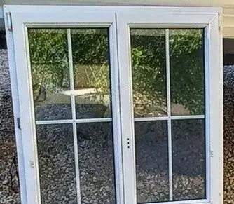 Okna: 120x120,120x137,balkon dvojkridlo148x228,58x85