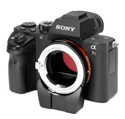 Techart LM-EA7 Sony E – AF adaptér pre manuálne objektívy
