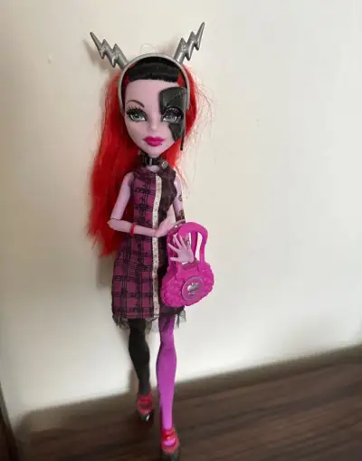 Operetta monster high Freaky fusion