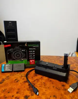 Patona Premium Battery Grip pre Canon EOS RP