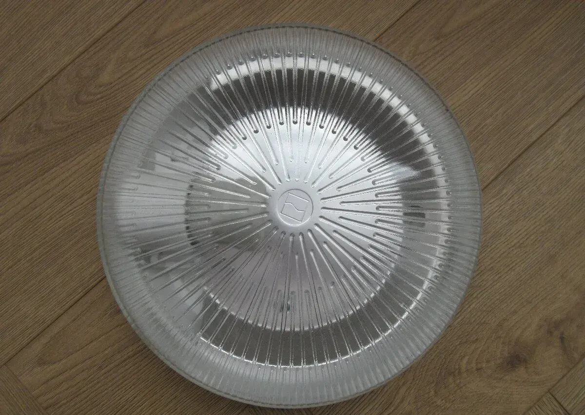 nová nástenná lampa