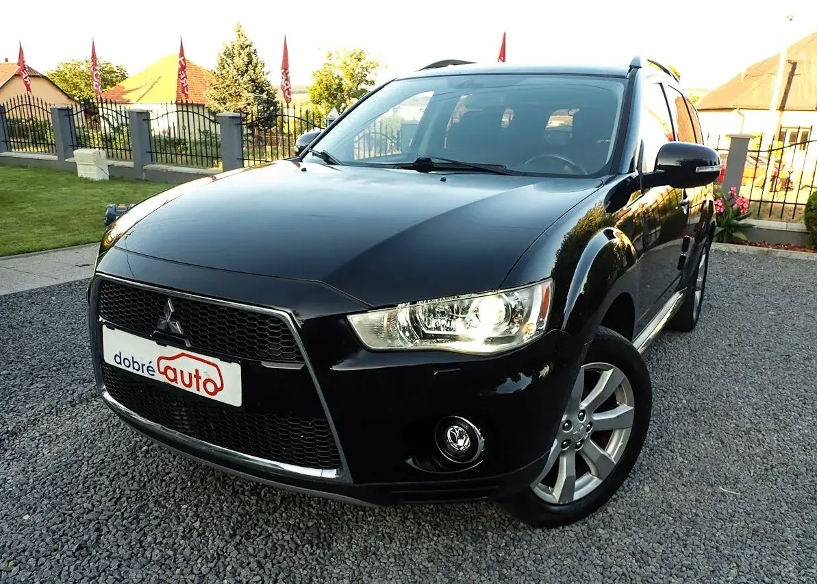 Mitsubishi OUTLANDER – 2011, 193 742 km